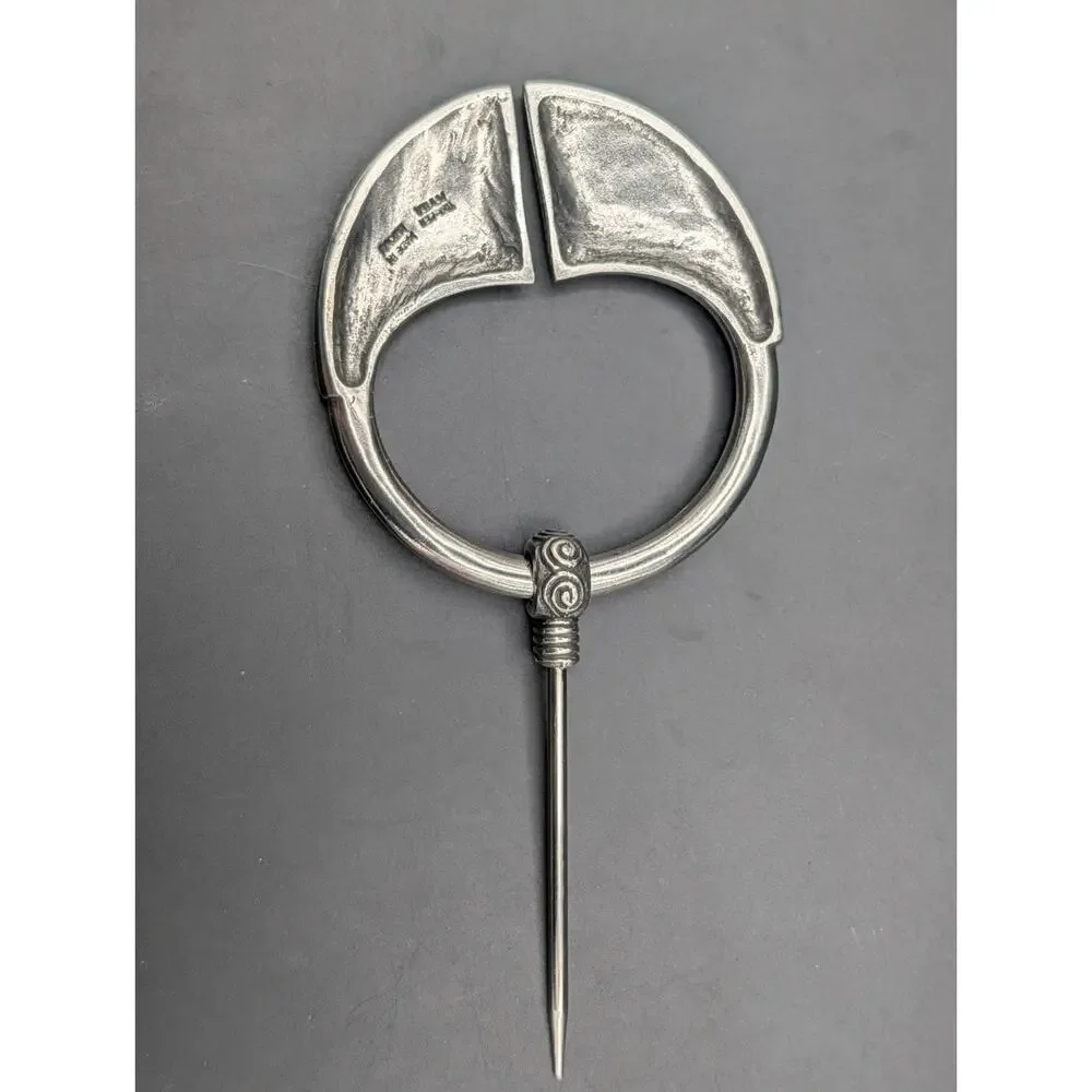 Vintage Tinn-Per Norway Pewter Viking Brooch Aett Series Hilde Fostveit Boxed - Picture 3 of 6